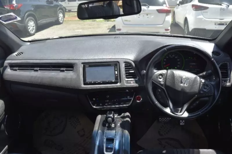 Honda Vezel Hybrid   - 2018