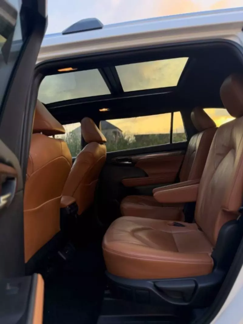 TOYOTA Highlander   - 2023