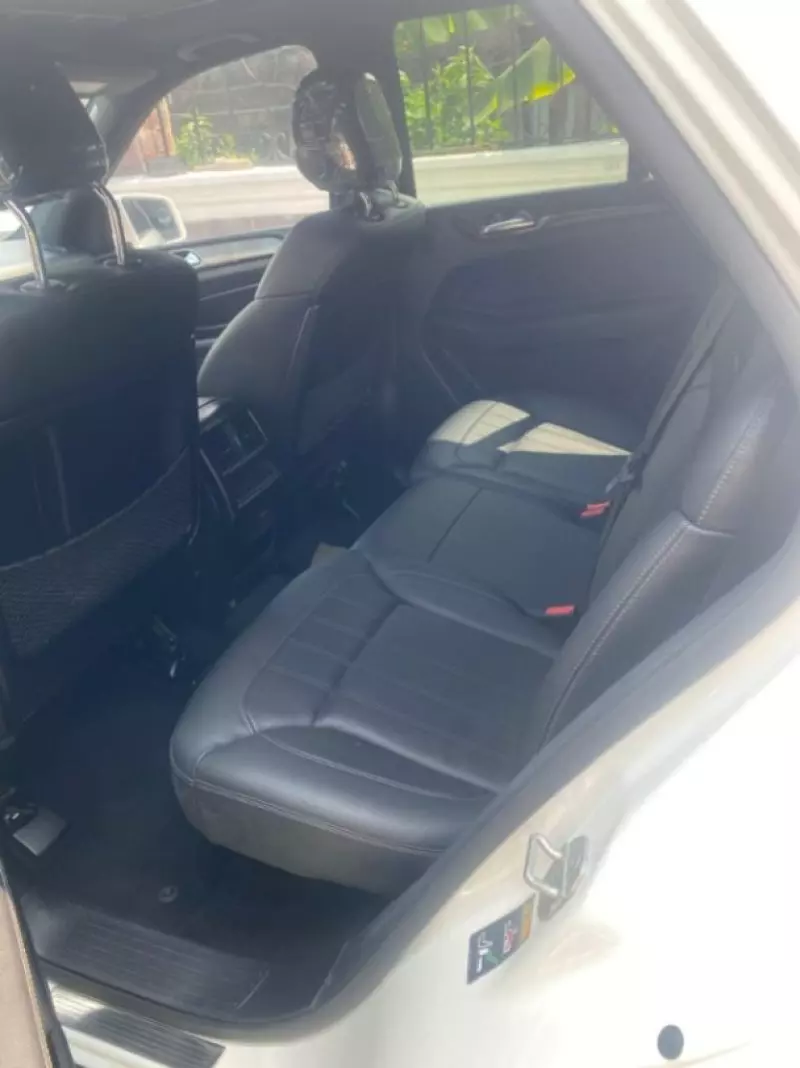 Mercedes-Benz 280   - 2016