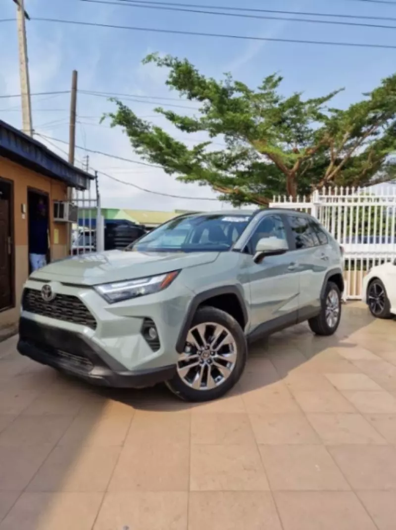 TOYOTA RAV 4   - 2023