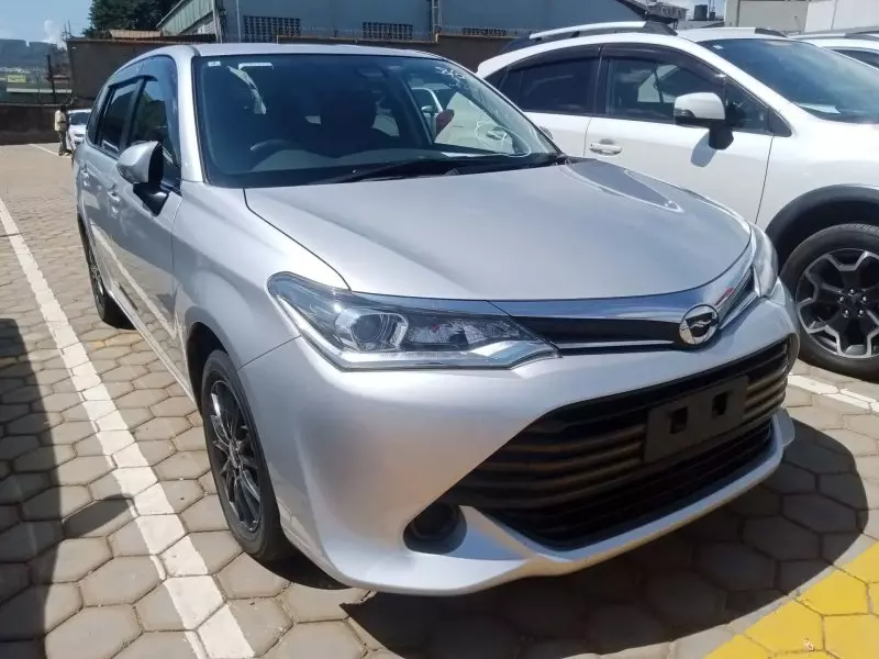 Toyota Fielder    - 2016