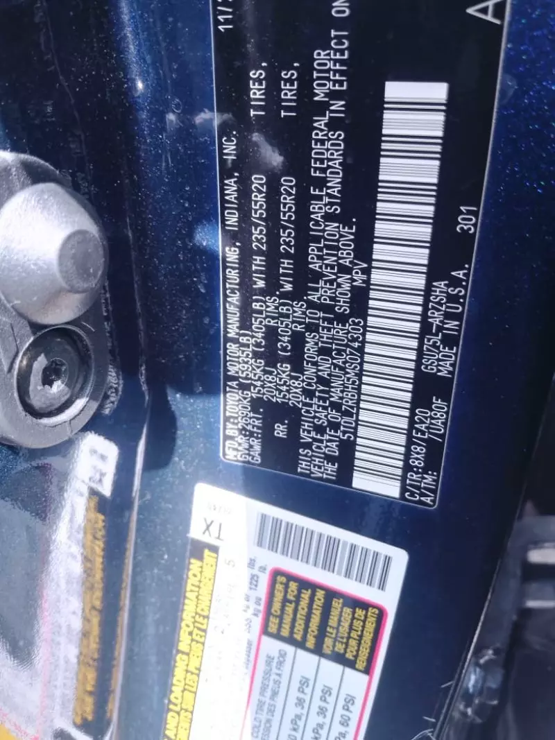 Toyota Highlander   - 2021