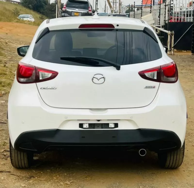 Mazda Demio   - 2018