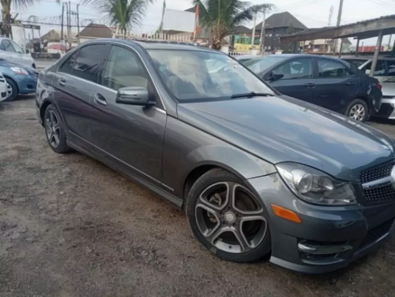 Mercedes-Benz C-Class   - 2012