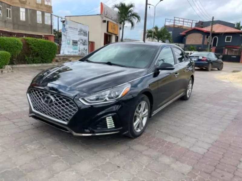Hyundai Sonata   - 2019