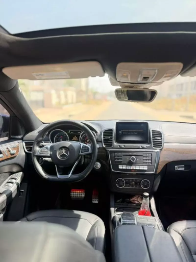 Mercedes-Benz GLE-Class   - 2016