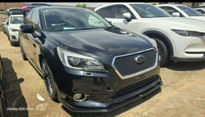 Subaru Legacy B4   - 2017