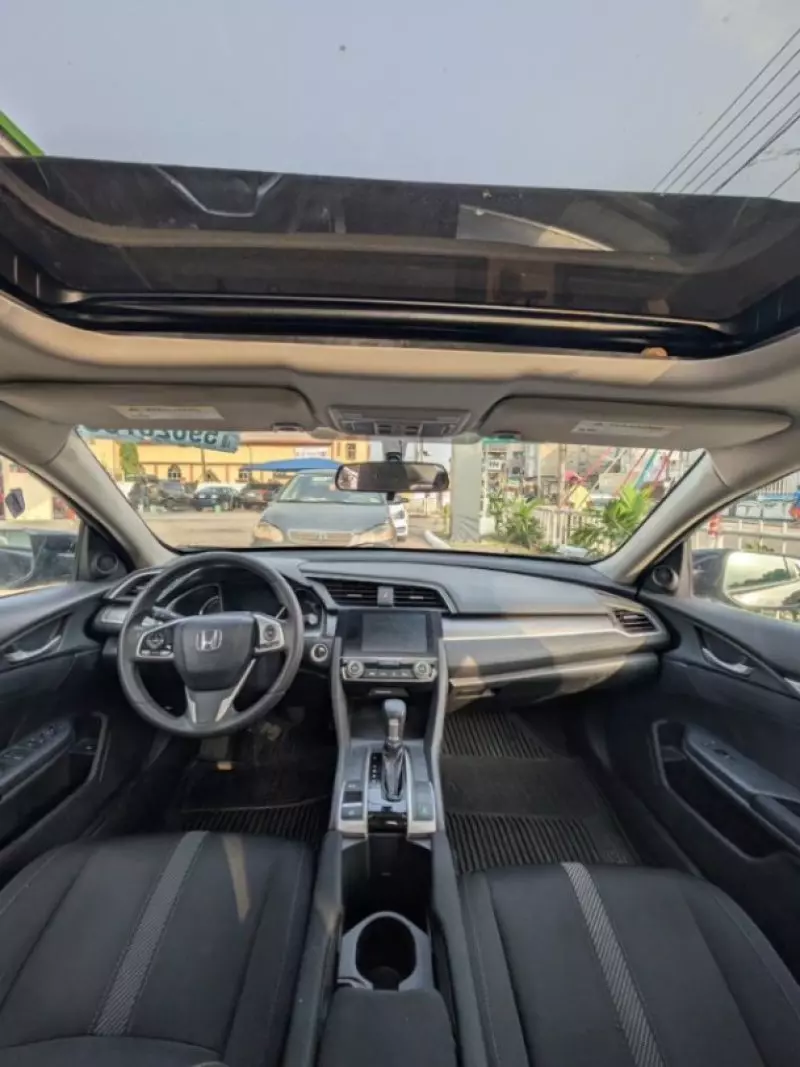 Honda Civic   - 2016
