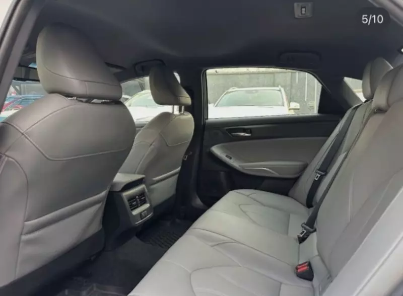 TOYOTA Avalon   - 2021