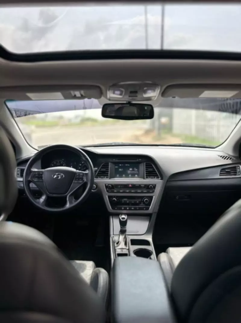 Hyundai Sonata   - 2017