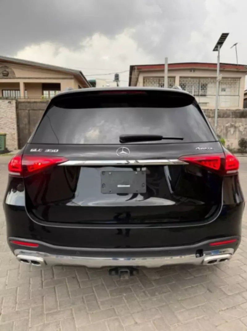 Mercedes-Benz GLE-Class   - 2020