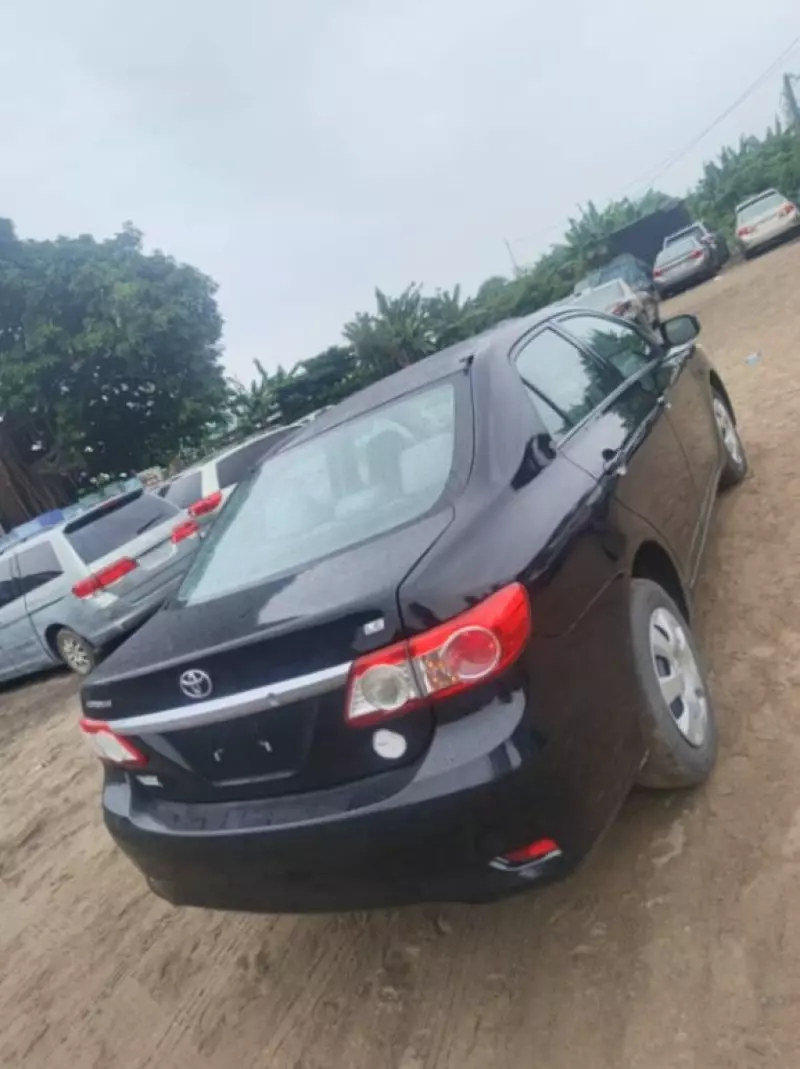 TOYOTA Corolla   - 2011