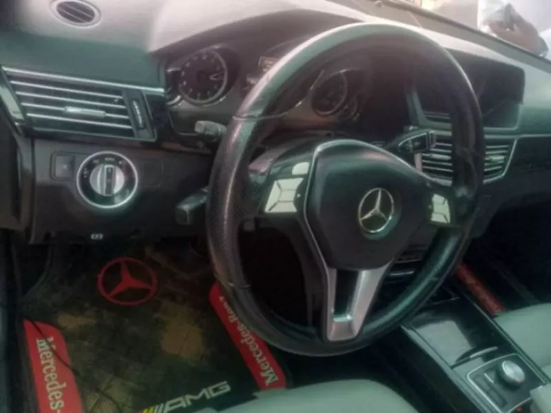 Mercedes-Benz E-Class   - 2013