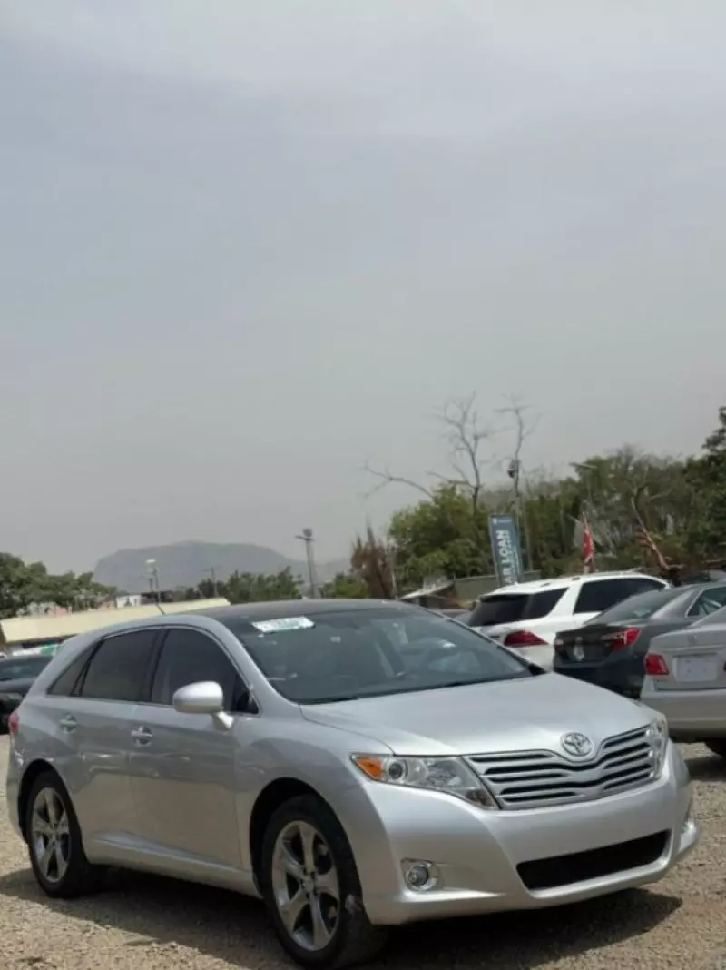 Toyota Venza   - 2010