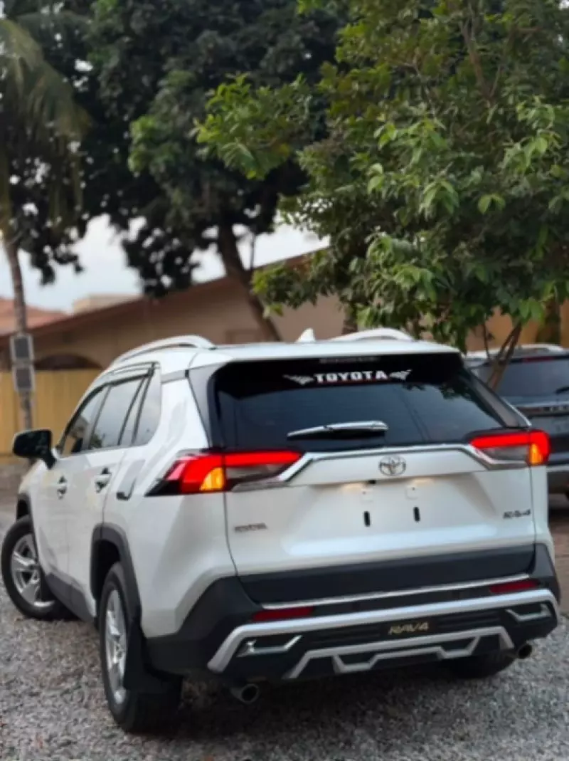TOYOTA RAV 4 - 2020