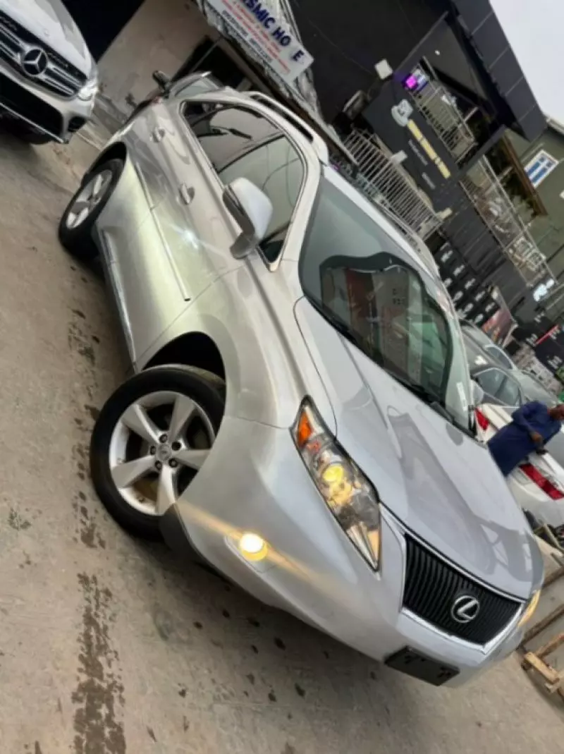 Lexus RX 350   - 2010