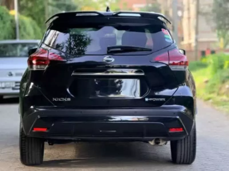 Nissan Kicks   - 2020