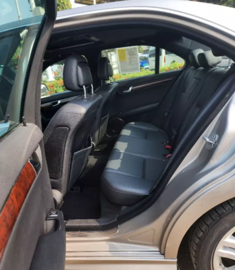 Mercedes-Benz C-Class   - 2009