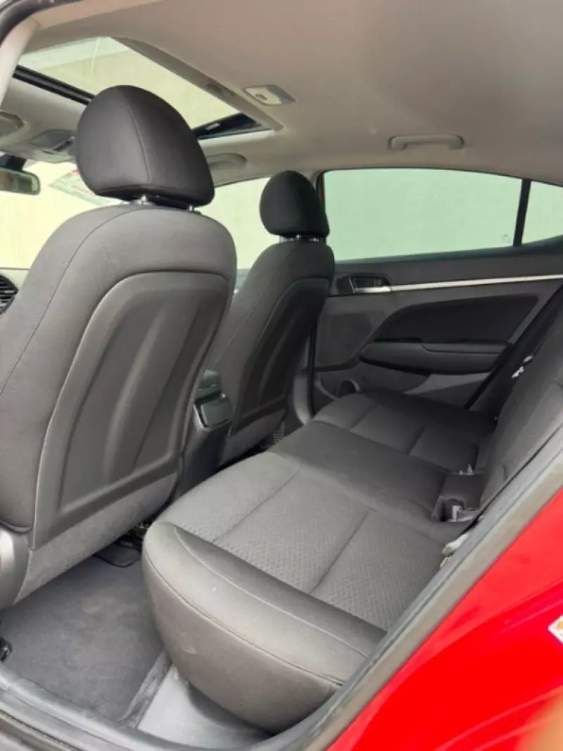 Hyundai Elantra   - 2020
