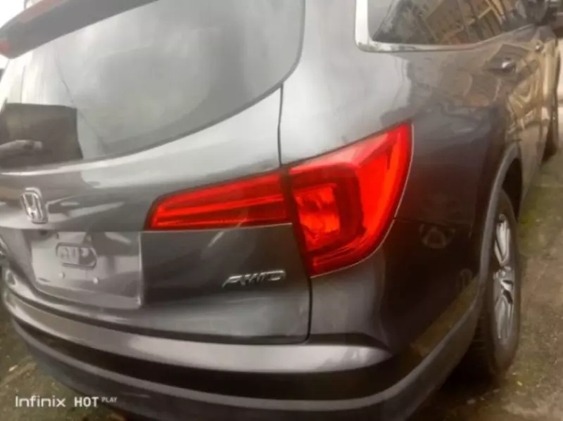 Honda Pilot   - 2016
