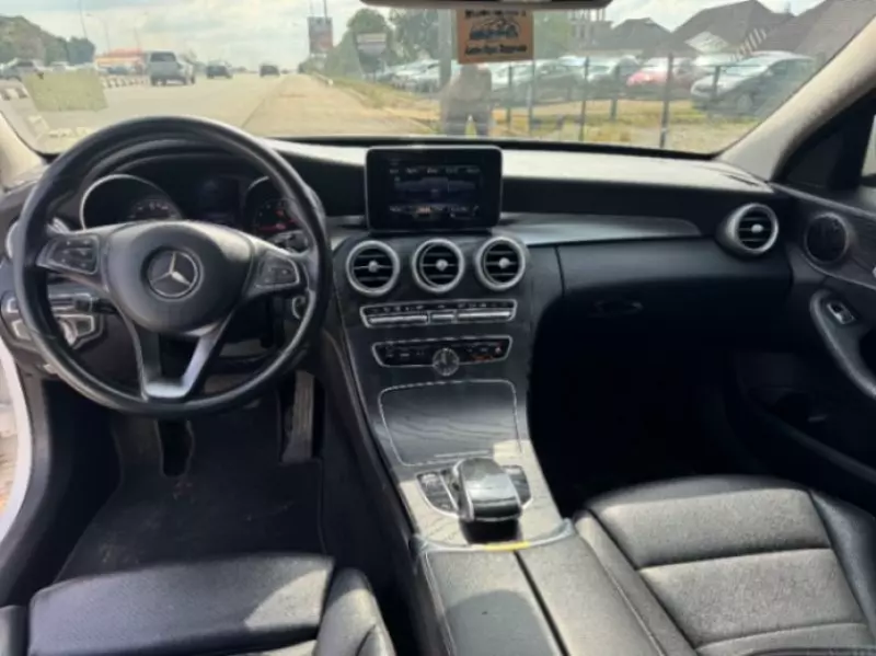 Mercedes-Benz C 300   - 2016