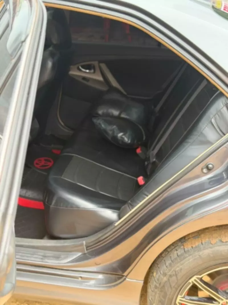 TOYOTA Camry - 2009