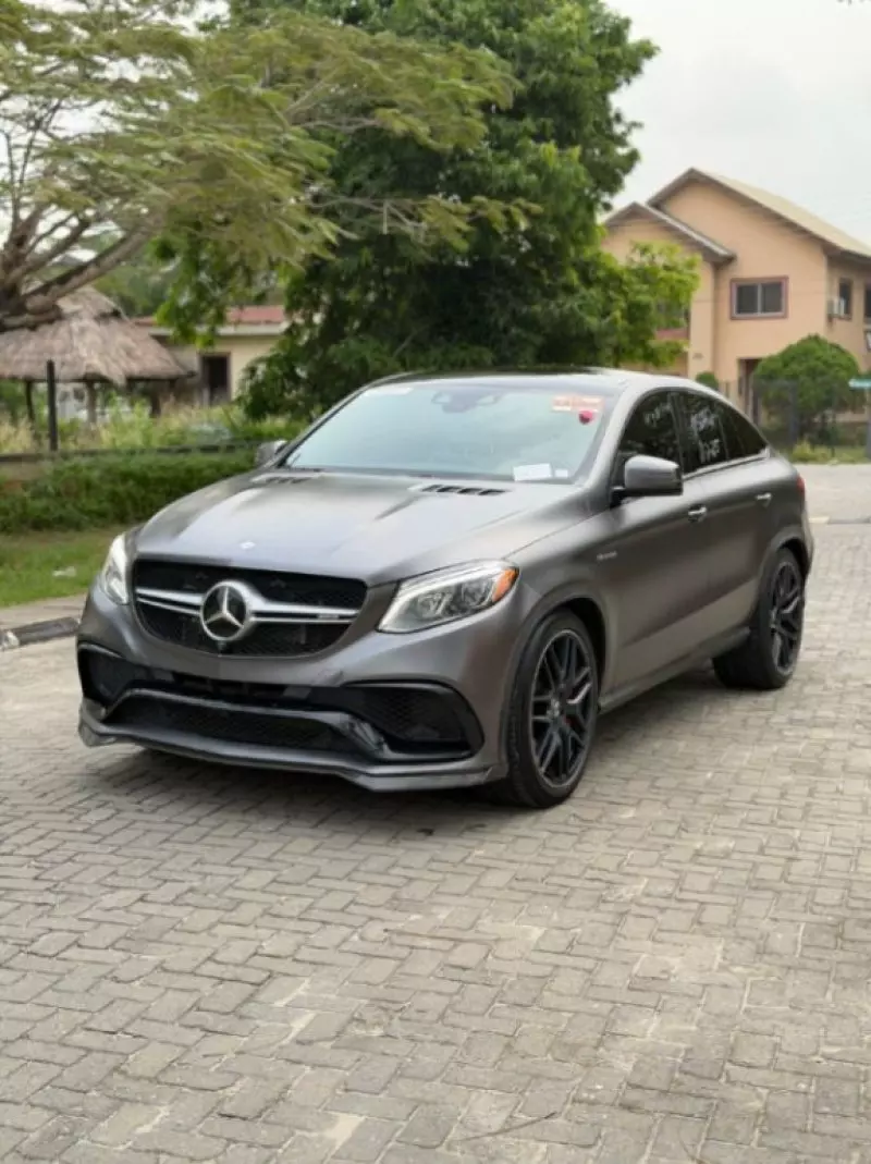 Mercedes-Benz GLE-Class   - 2017