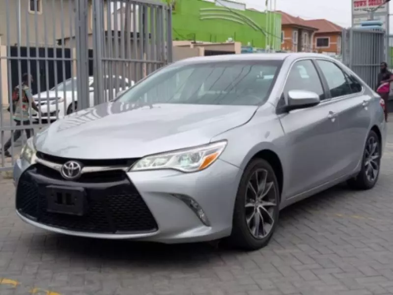 TOYOTA Camry   - 2015