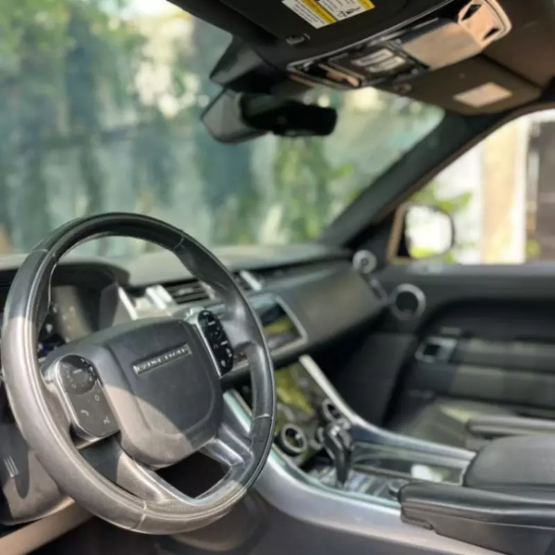 Land Rover Range Rover Sport   - 2018