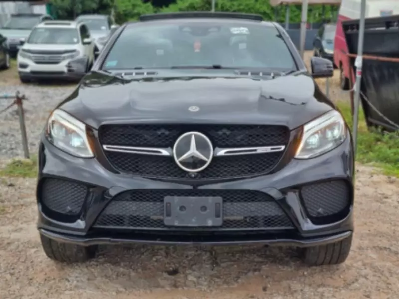 Mercedes-Benz GLE 43 AMG - 2018