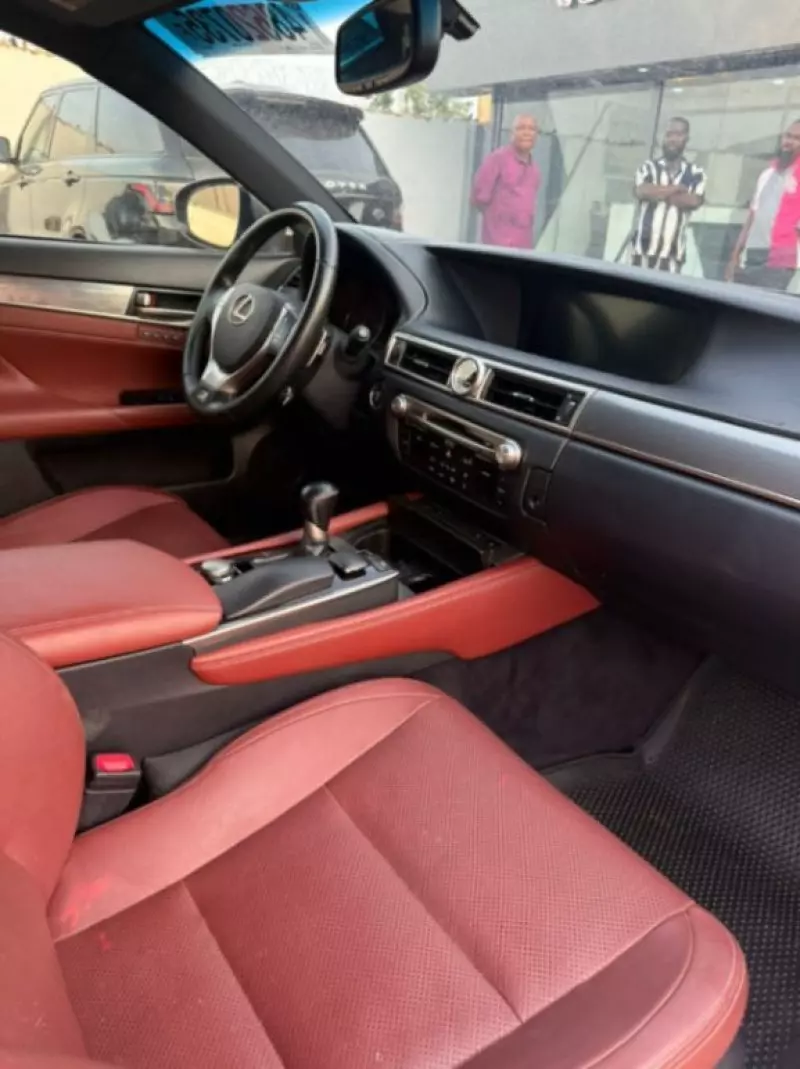 Lexus GS   - 2013