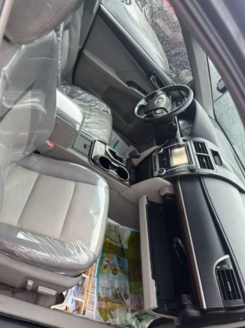 TOYOTA Camry - 2012
