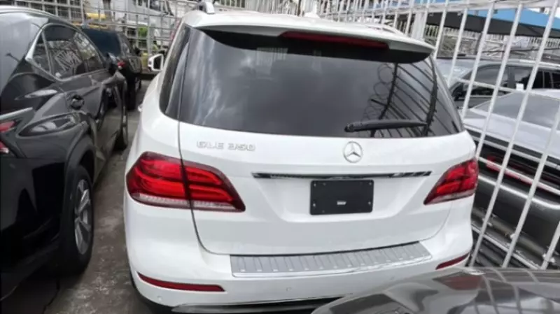 Mercedes-Benz GLE-Class   - 2017