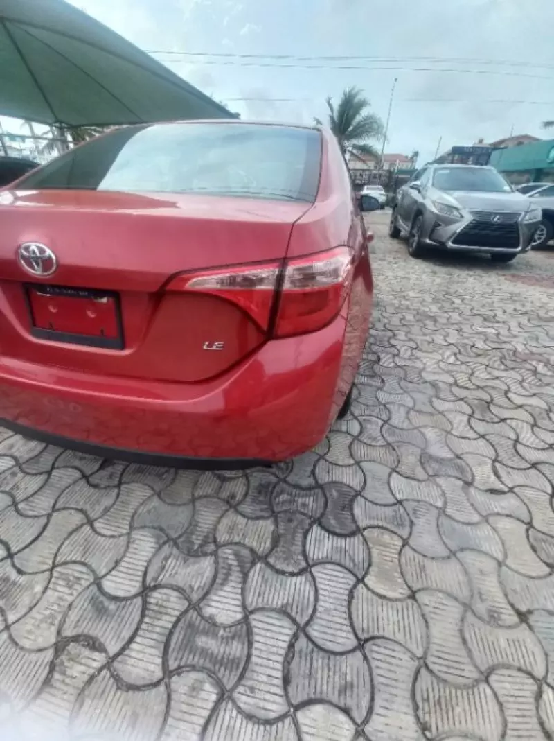 Toyota Corolla   - 2018