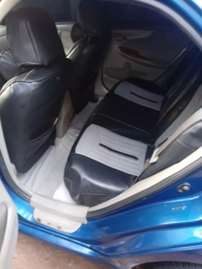 TOYOTA Corolla - 2010