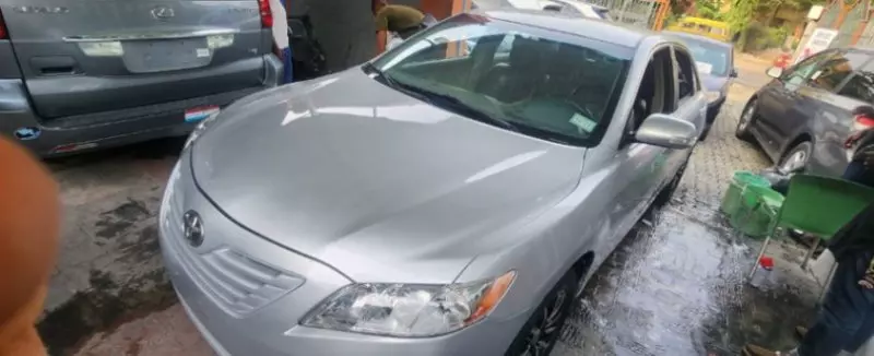 Toyota Camry   - 2009