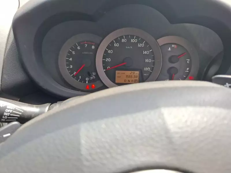 Toyota Vanguard    - 2012