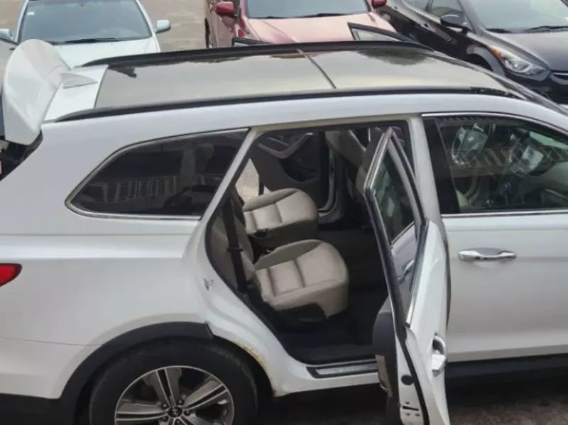 Hyundai Santa Fe   - 2013