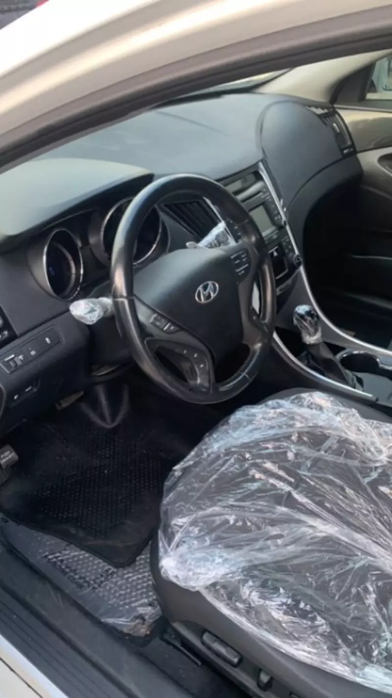 Hyundai Sonata   - 2014