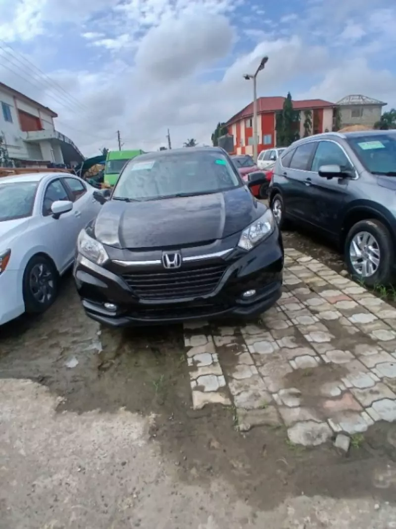 Honda HR-V   - 2016