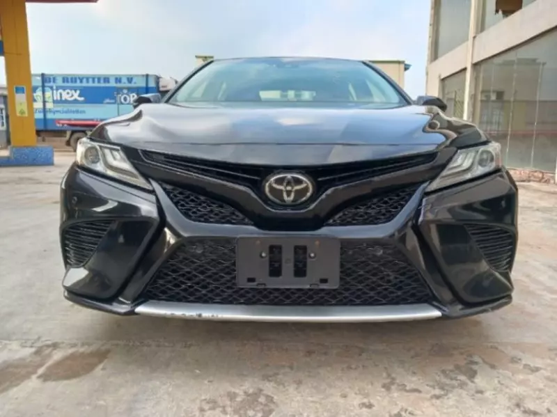 TOYOTA Camry   - 2018