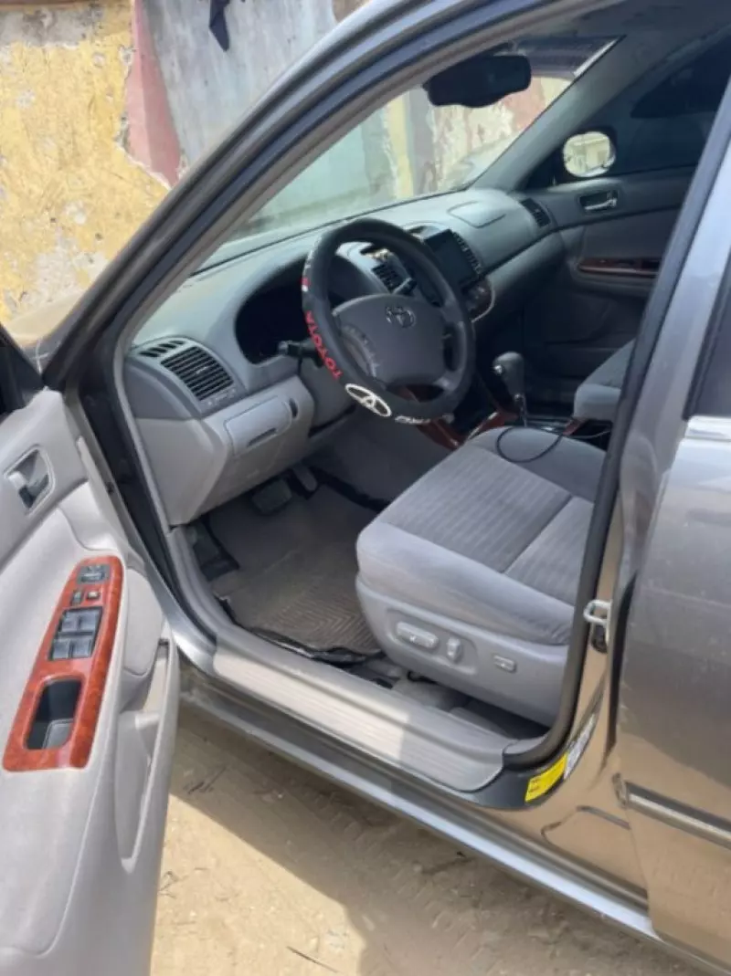 TOYOTA Camry   - 2005