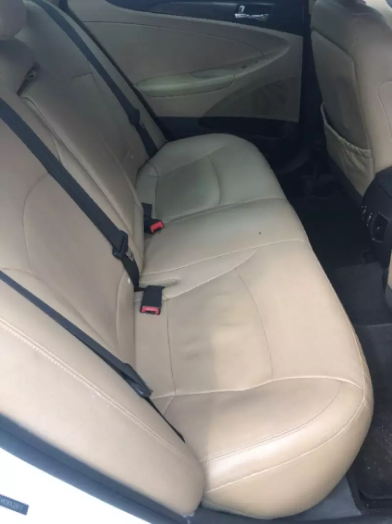 Hyundai SONATA 2,0L BVA GL   - 2011