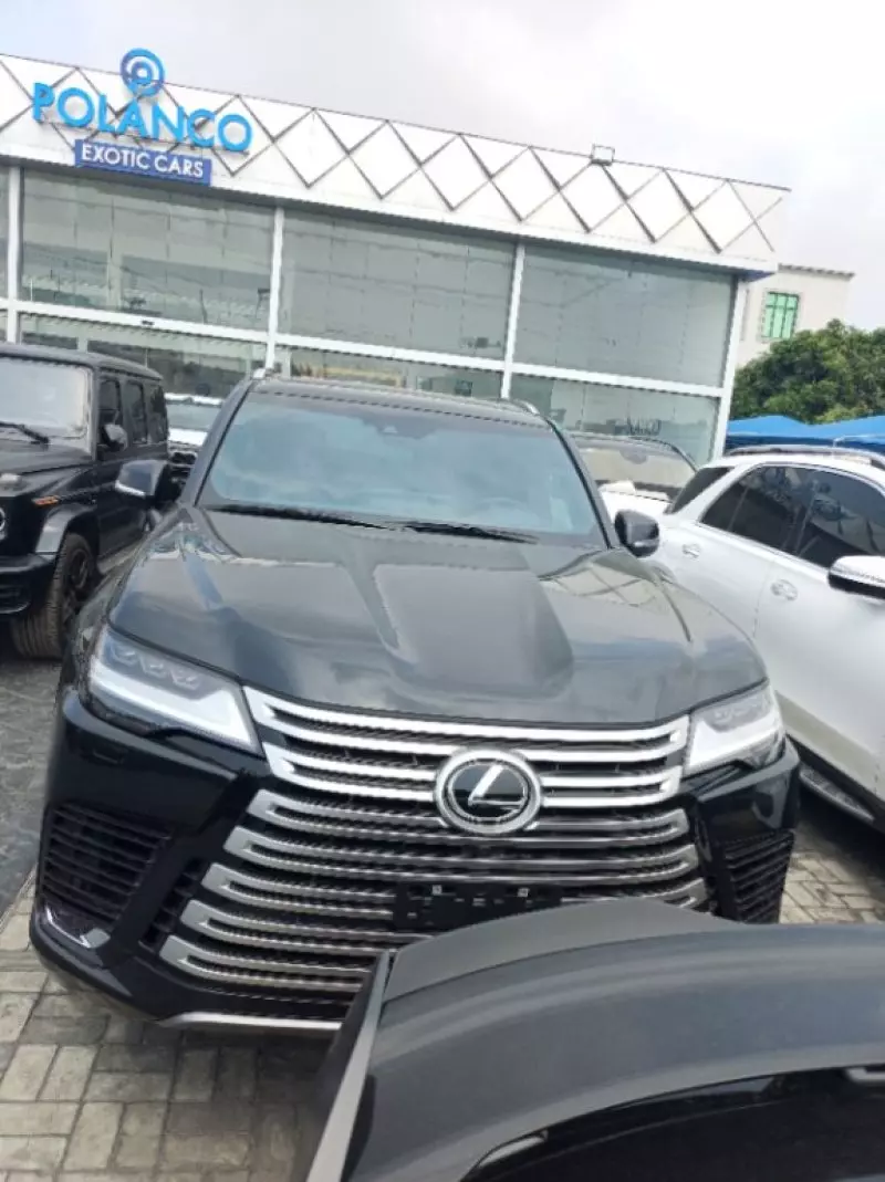 Lexus LX 600   - 2024