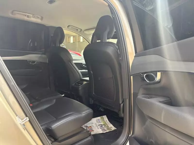 Volvo XC90   - 2016
