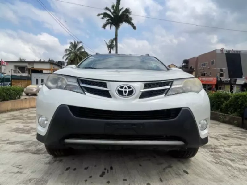 Toyota RAV 4   - 2014