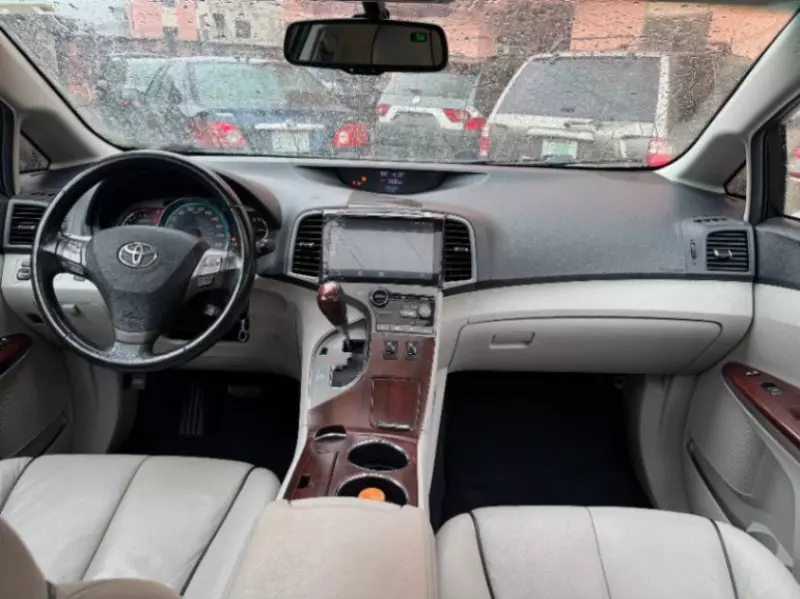 TOYOTA Venza - 2010