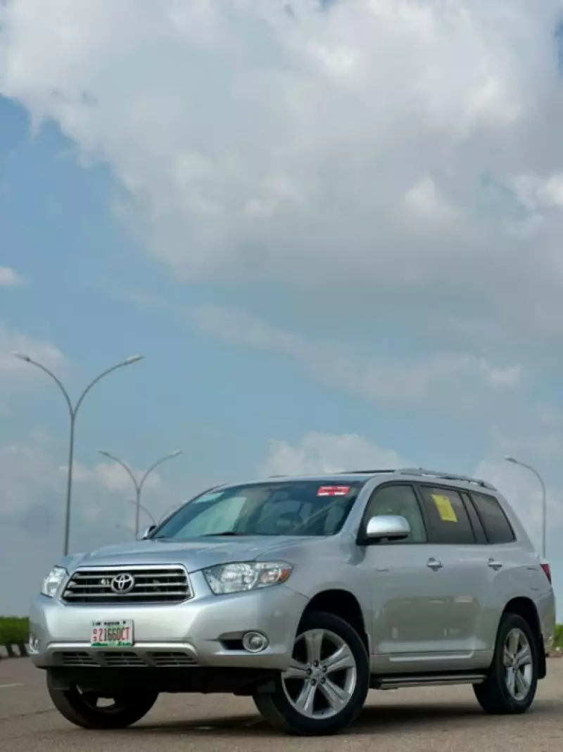 TOYOTA Highlander   - 2009