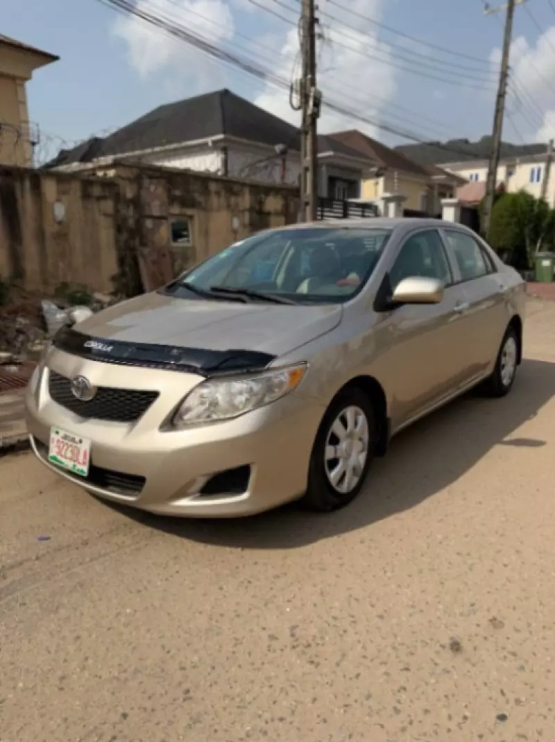Toyota Corolla - 2009