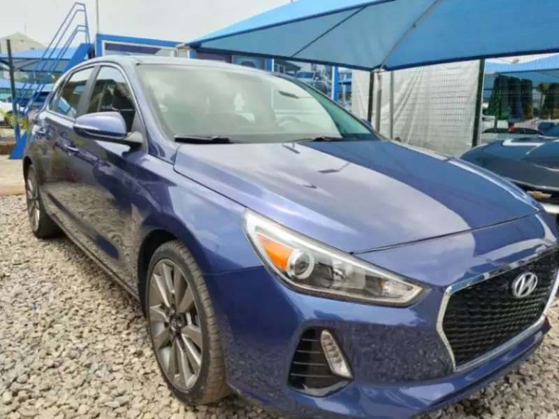 Hyundai Elantra GT - 2018